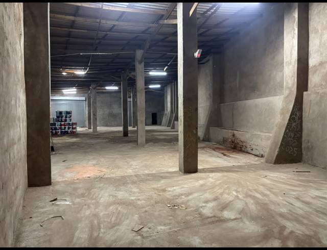 510M² WAREHOUSE FOR SALE IN UMBILO